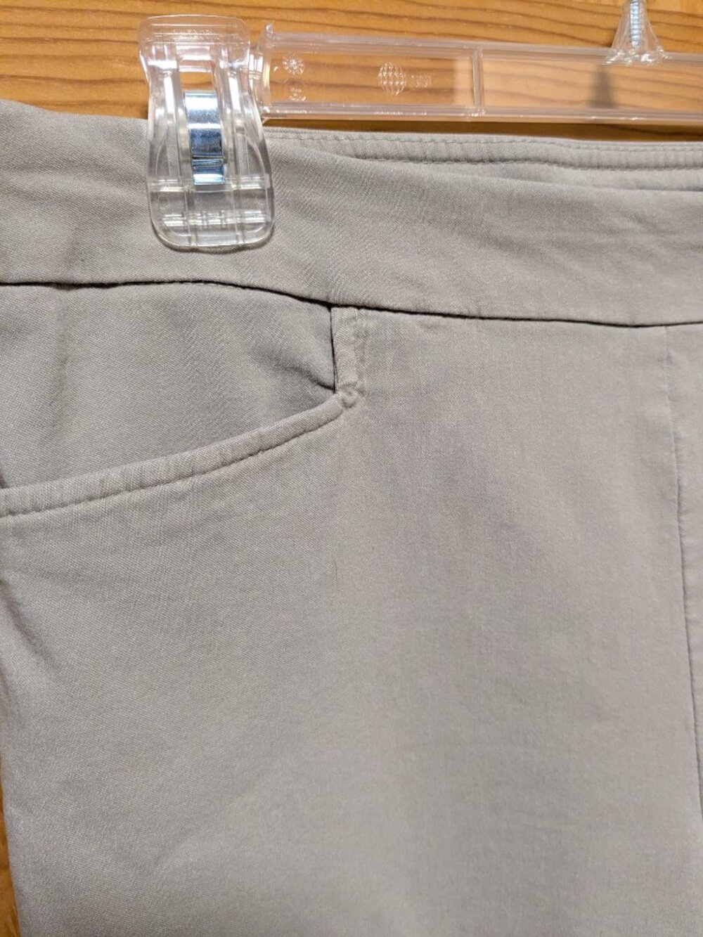 Pullon Khaki Stretch Capris - Picture 2 of 5